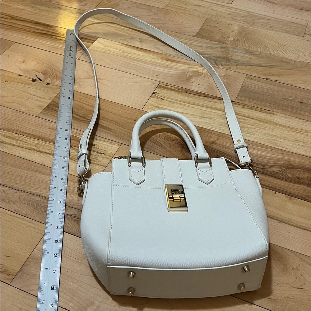 Chic Jack French London Crossbody Bag with Gold Accents - Picture 3 of 17
